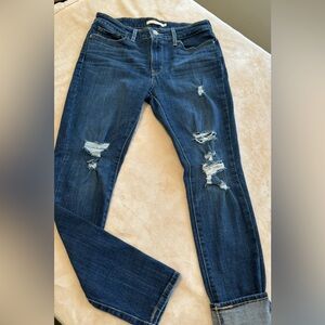 Women’s Levi’s 711 Skinny jeans